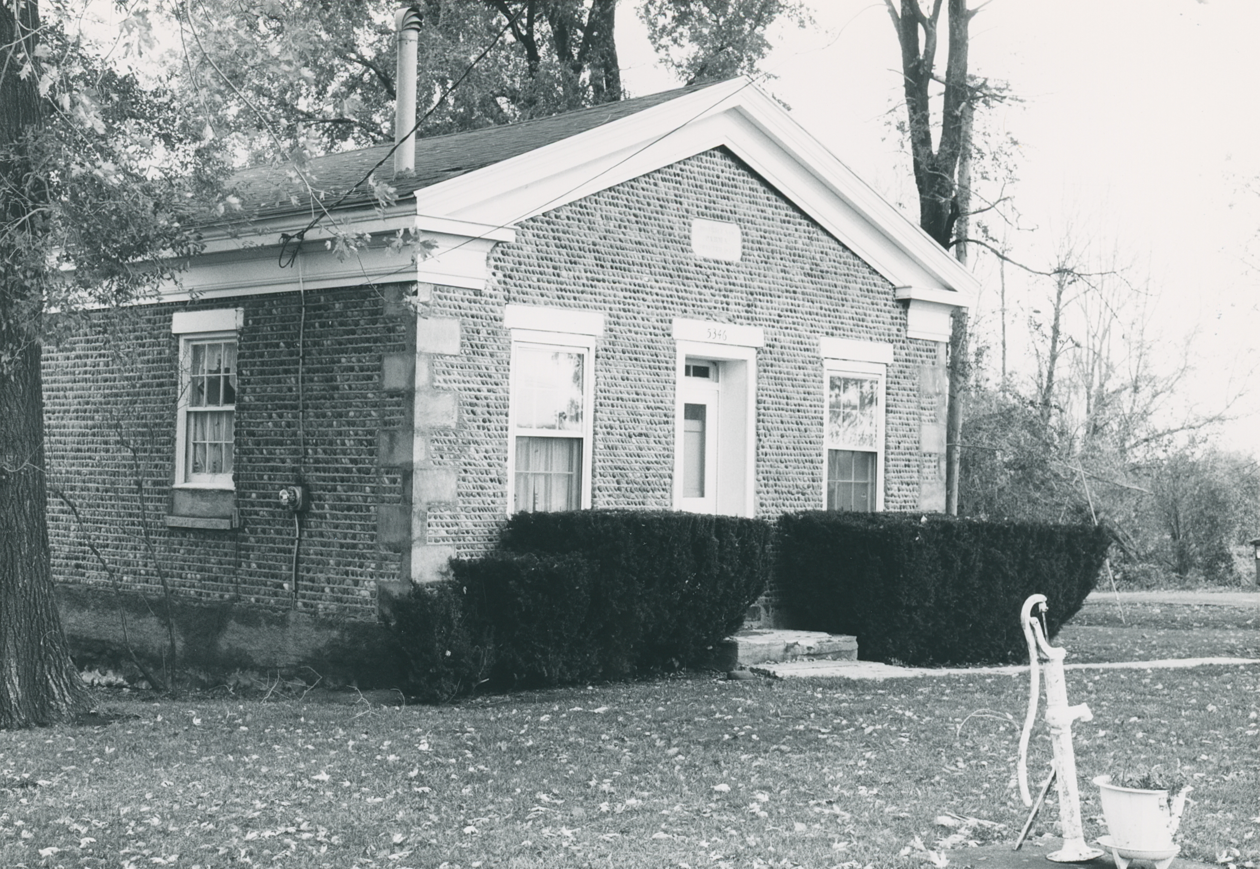 Par-6 5346 Ridge Rd 1